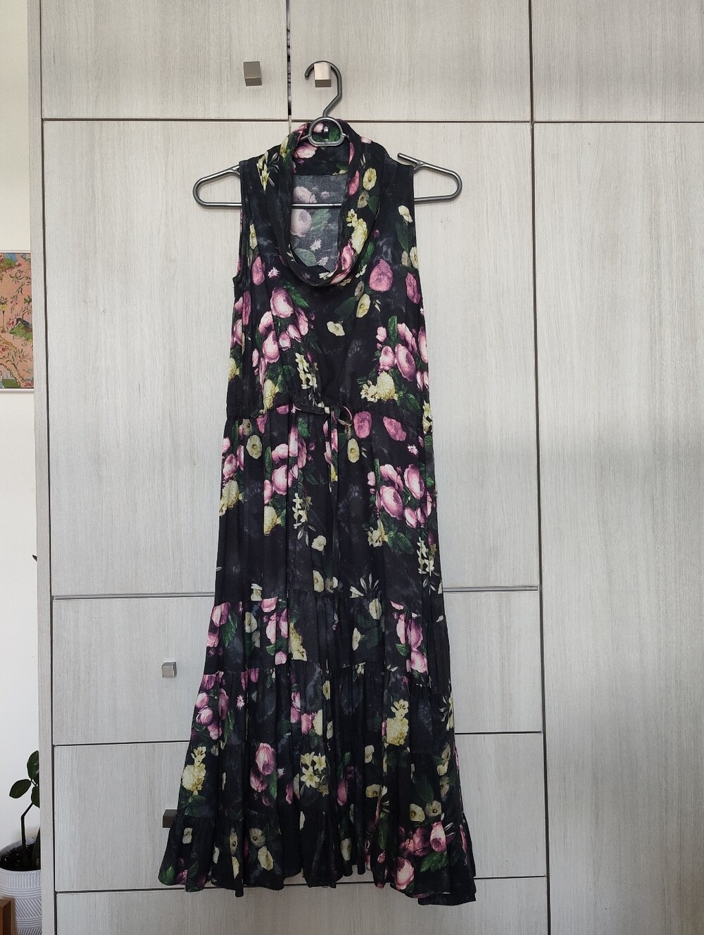 Sleeveless Boho Chic Floral Maxi Dress